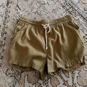 Billabong shorts small tan